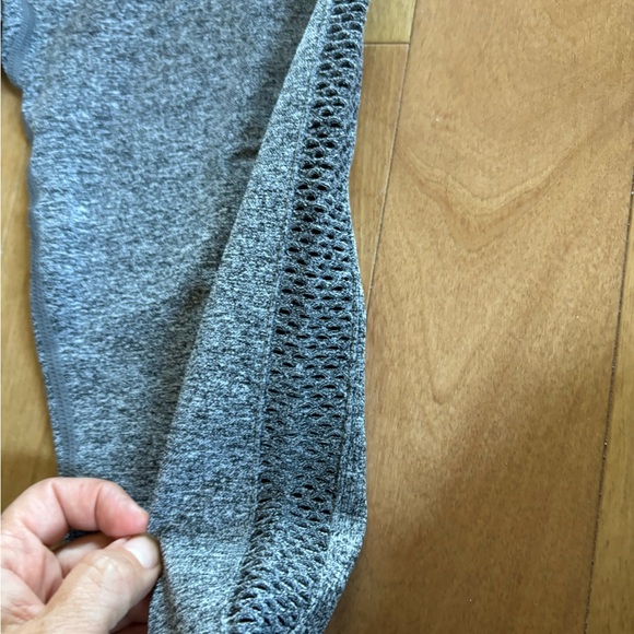 NWOT Sommer Ray leggings.  Very flattering - Picture 3 of 5